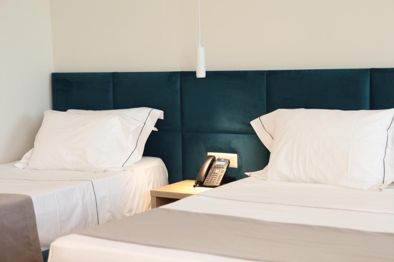 Volmar Hotel Дуррес Экстерьер фото