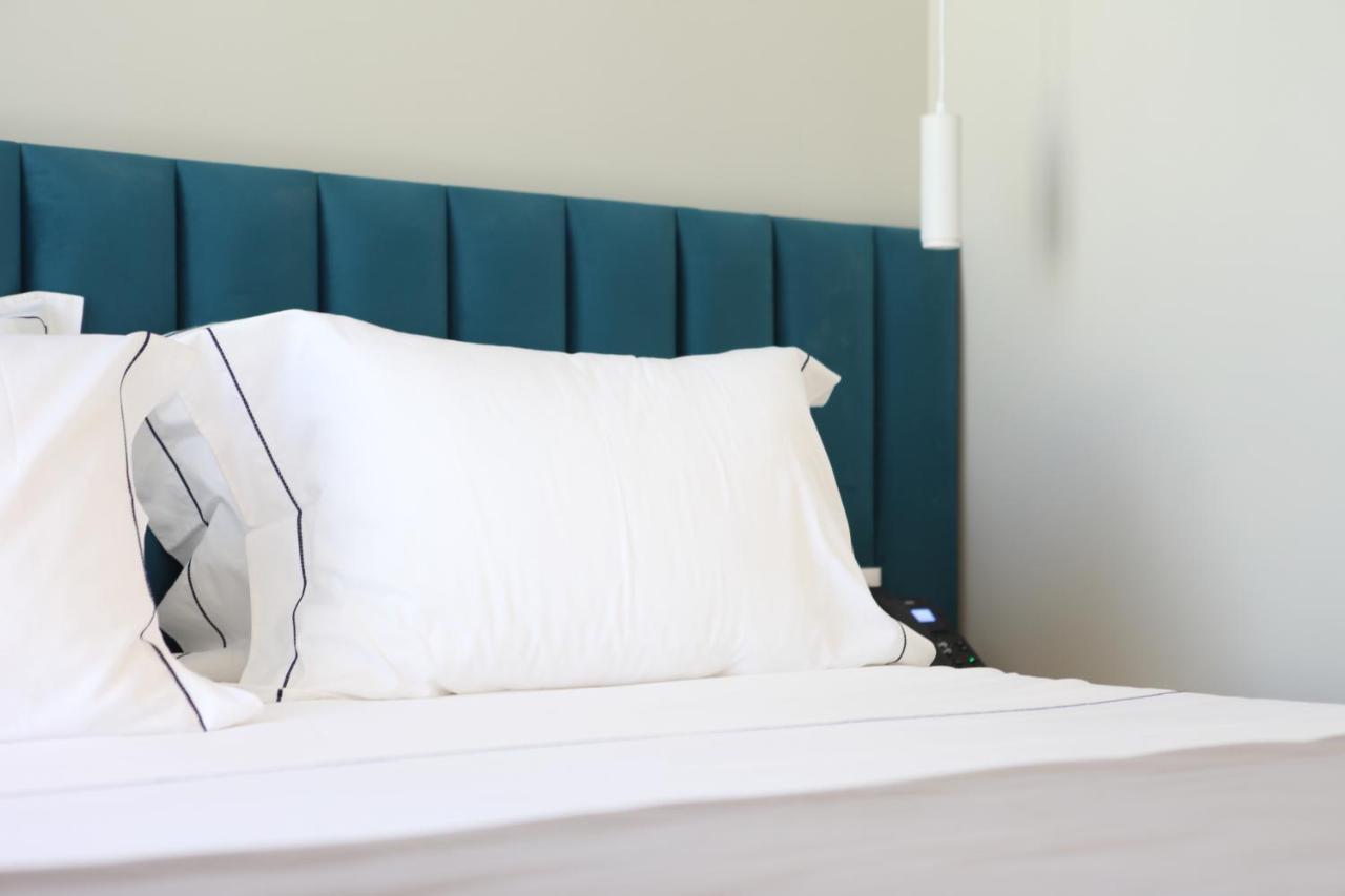 Volmar Hotel Дуррес Экстерьер фото