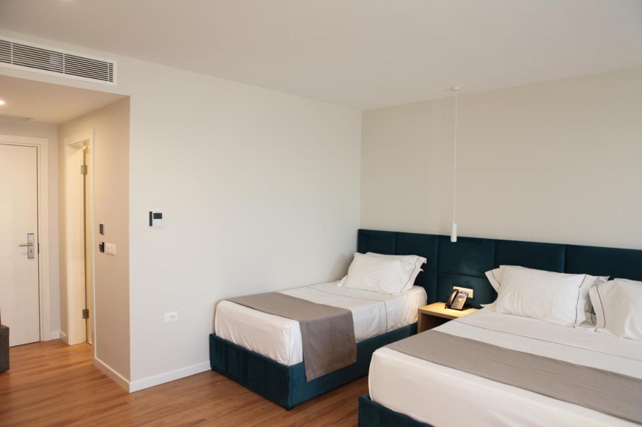 Volmar Hotel Дуррес Экстерьер фото